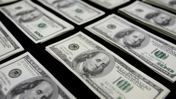 Fuerte baja del dólar oficial tras las elecciones