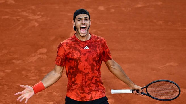 Jornada positiva en Roland Garros: cuatro tenistas argentinos avanzaron a la segunda ronda