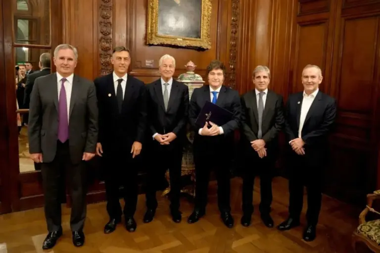 JP Morgan reúne a líderes políticos y empresarios en un encuentro internacional en Buenos Aires