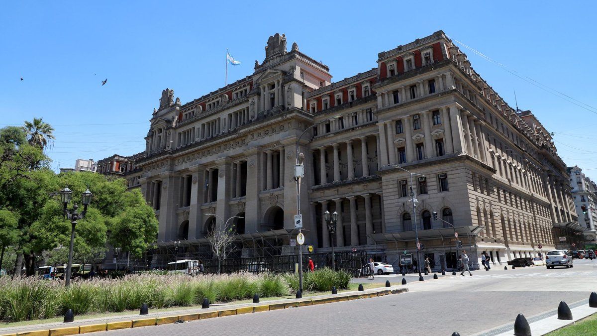 La Corte Suprema le dio 48 horas al Tribunal Superior de Justicia de Santa Cruz para enviar el expediente de ampliación de miembros