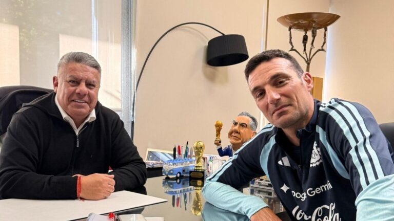 Lionel Scaloni se reunió con Claudio Tapia a días del inicio de la Copa del Mundo: "Modo Mundial activado"