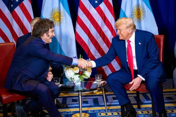 Milei anunció que Argentina negocia un préstamo de emergencia con EE.UU