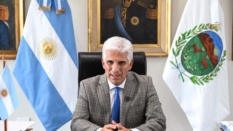 Motosierra en San Luis: Claudio Poggi le pidió la renuncia a todo su gabinete y reorganiza ministerios