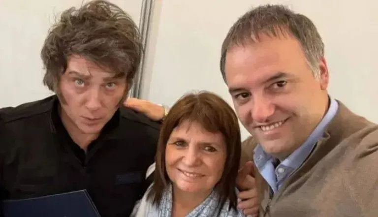 Patricia Bullrich adelantó su declaración jurada de bienes y en el entorno de Adorni dicen que "era previsible"