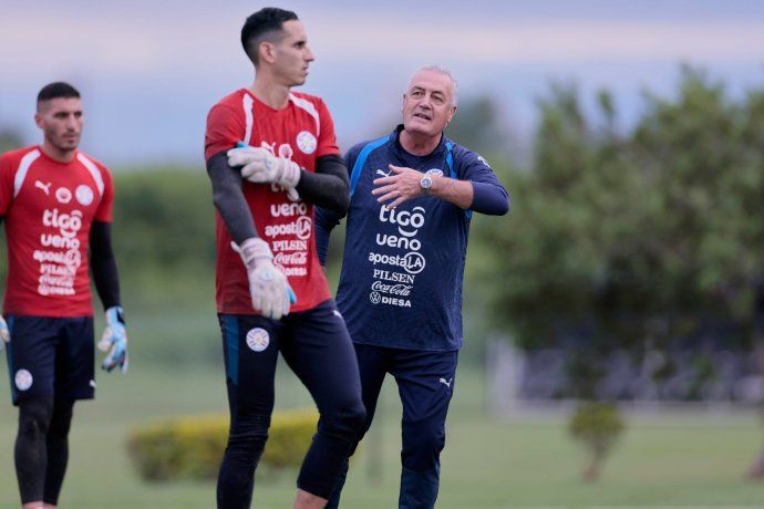 Polémica en Paraguay: una vidente afirmó que la selección sufrió una "brujería" antes del Mundial 2026