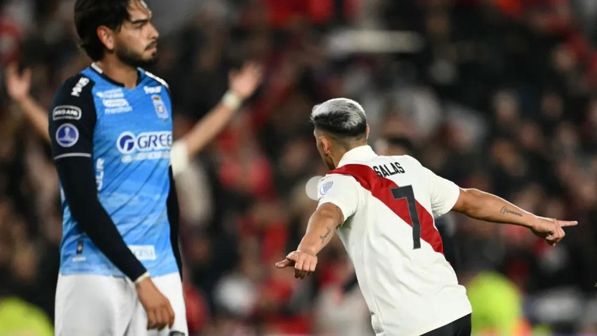 River le ganó 3 a 0 a Blooming y se clasificó primero en su grupo de Copa Sudamericana
