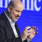 Sturzenegger busca el fin de la restricción externa: "Queremos los salarios de Japón y Polonia"