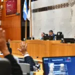Tucumán se anticipó a la Nación y sancionó su ley de Ficha Limpia: abarca a los tres poderes del Estado