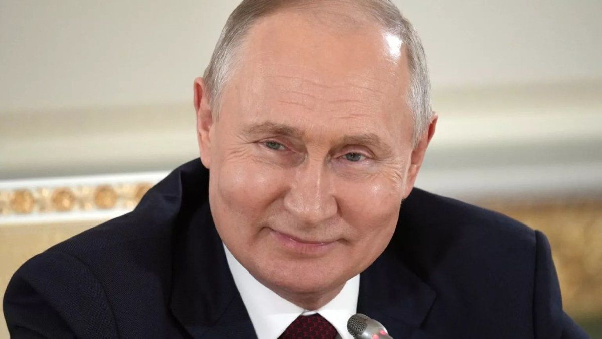 Vladimir Putin aseguró que "el conflicto ucraniano está llegando a su fin" y volvió a ofrecer ayuda por el uranio iraní