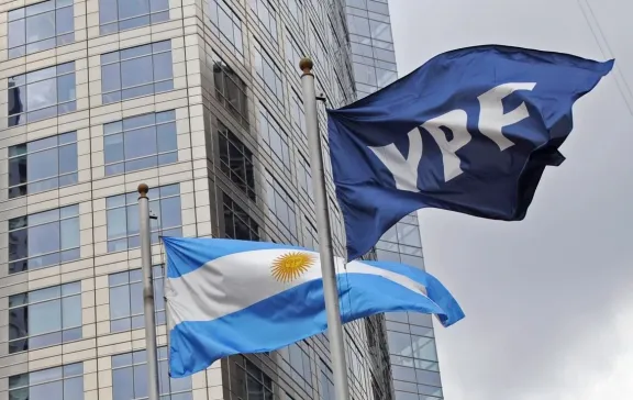 YPF: la jueza Preska rechazó suspender la entrega del 51 por ciento de las acciones