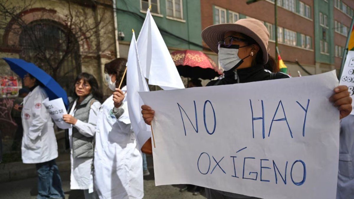 Bolivia al borde de una emergencia sanitaria: crisis en hospitales y colapso del sistema de salud