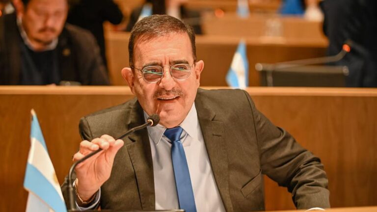 Caso Agostina Vega: el concejal cordobés vinculado a Claudio Barrelier dejará su banca