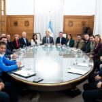 Córdoba: Gabriel Bornoroni fideliza intendentes para La Libertad Avanza, mientras un fallo avaló la interna del PRO