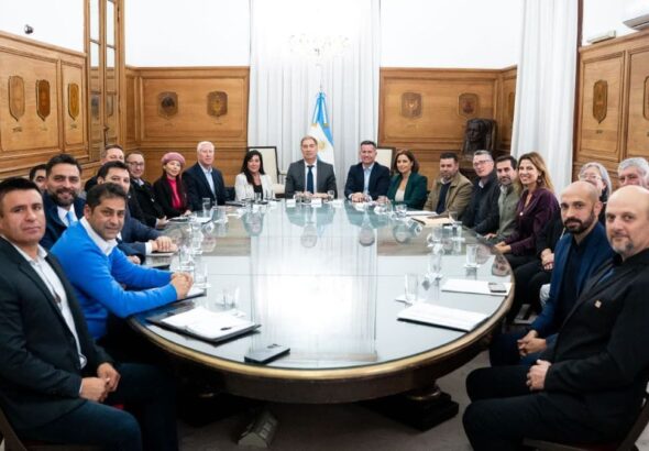 Córdoba: Gabriel Bornoroni fideliza intendentes para La Libertad Avanza, mientras un fallo avaló la interna del PRO
