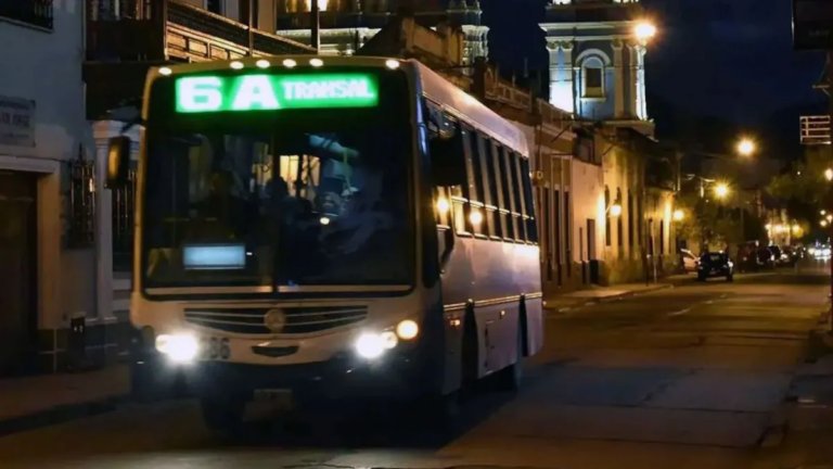 Crisis del transporte público: Salta, Corrientes y Tucumán enfrentan escenarios de alto voltaje