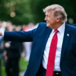 Donald Trump festeja su cumpleaños con una pelea de UFC en la Casa Blanca y genera polémica en EEUU