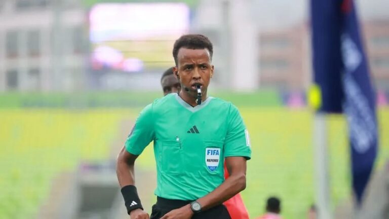 El árbitro somalí que fue deportado por EEUU afirmó que tenía todos los papeles en regla para dirigir en el Mundial 2026