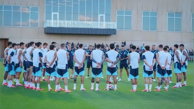 El posteo de Lionel Messi a horas del debut de Argentina con Argelia: "Juntos"