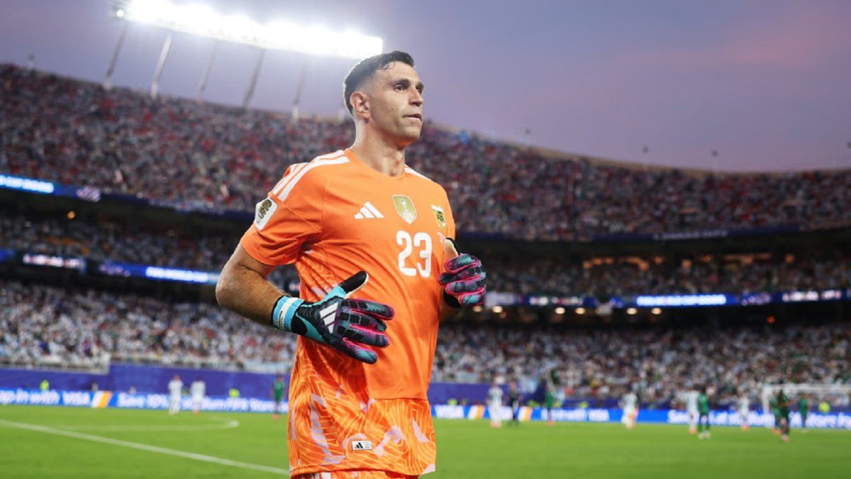 El récord histórico que puede alcanzar "Dibu" Martínez con la Selección argentina