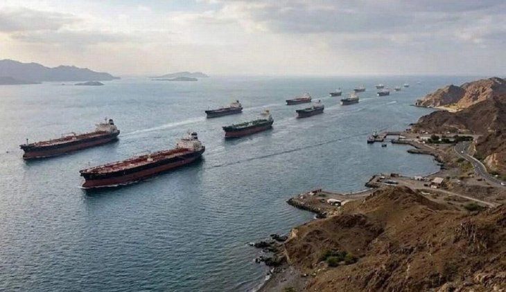 Irán vuelve a cerrar el estrecho de Ormuz y acusa a EEUU de incumplir el acuerdo de tregua