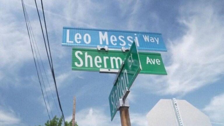 "Leo Messi way": cómo es la calle que fue bautizada por una argentina en EEUU con el nombre del 10 de la Selección