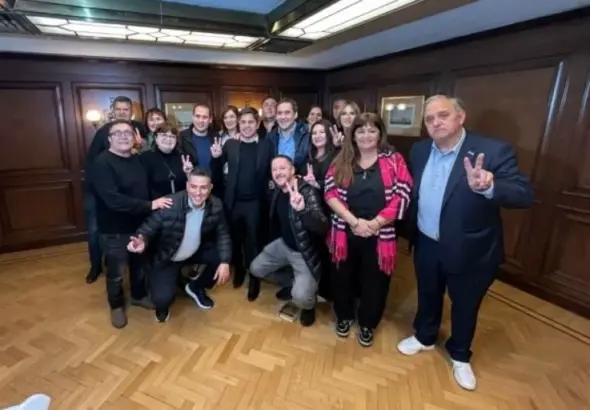 Luque ve a Kicillof como el líder de la unidad
