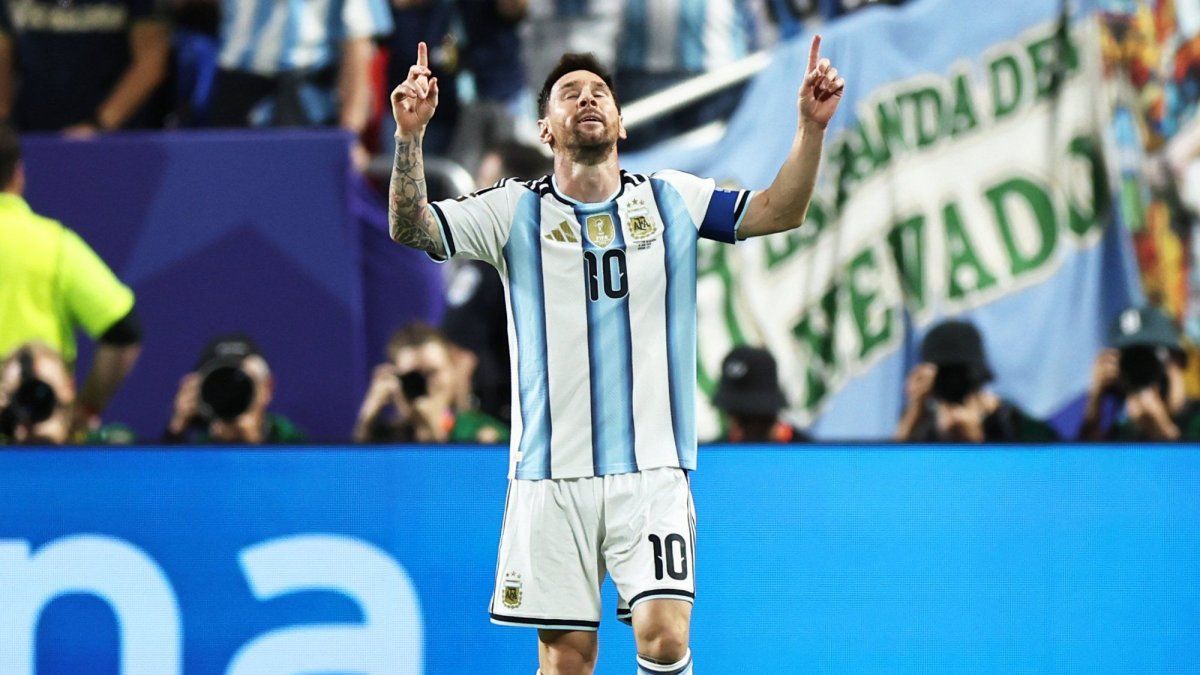 Messi hizo delirar al mundo: la repercusión internacional de su noche histórica ante Argelia
