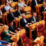 Noruega: legisladores realizaron una "remada vikinga" para apoyar a la selección tras el gran debut en el Mundial 2026