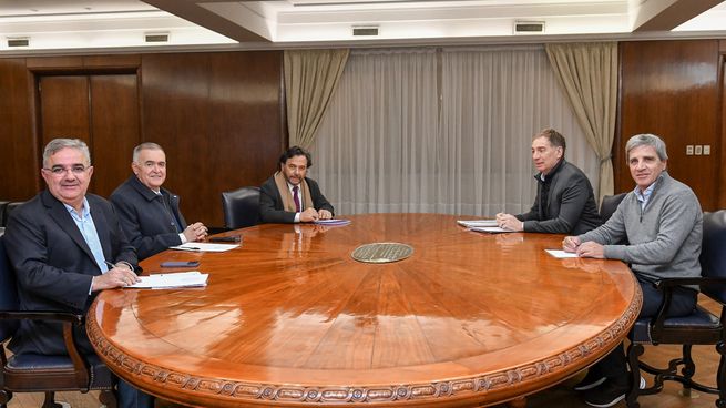 Osvaldo Jaldo se reunió con Luis Caputo y Diego Santilli por fondos y obras para Tucumán