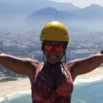 Una mujer murió tras caer 30 metros desde una gruta mientras hacía rapel en Brasil