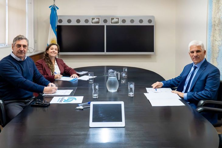 Avanza el traspaso de obras a las provincias y el Gobierno busca blindar apoyos para la reforma electoral