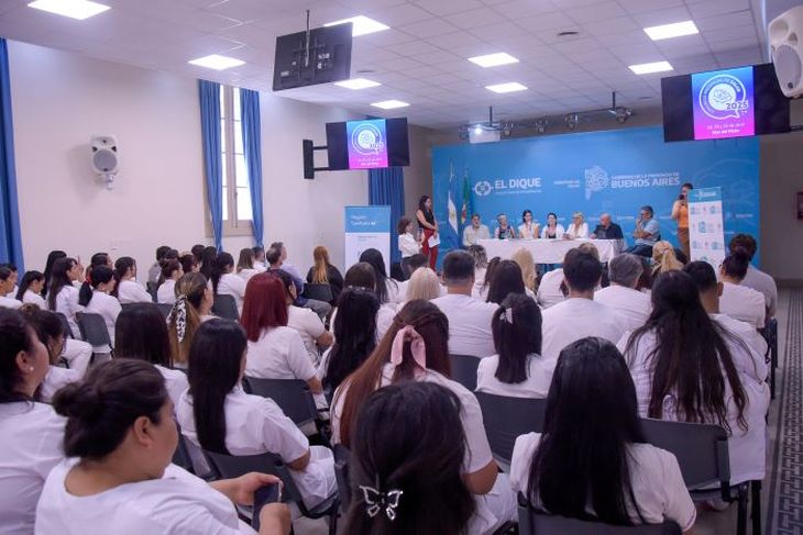 Axel Kicillof reflota su reforma sanitaria: crea un Sistema Integrado de Salud y vuelve a impulsar el laboratorio estatal de medicamentos