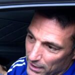 "¿Che que pasó en el vestuario?": Carlos Mac Allister contó qué le dijo Alexis sobre la arenga de Messi y develó el misterio