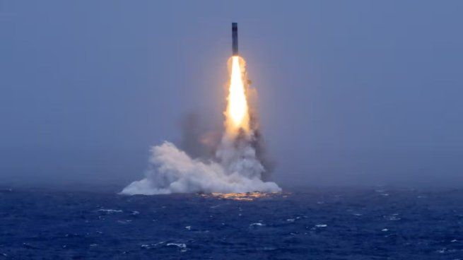 China lanzó un misil desde un submarino y provoca alertas en el Pacífico
