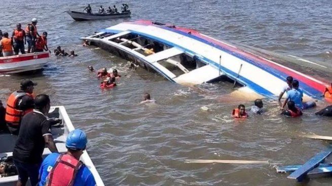 Conmoción en Guyana: un ferry se hundió con más de 100 pasajeros y hay al menos 41 muertos