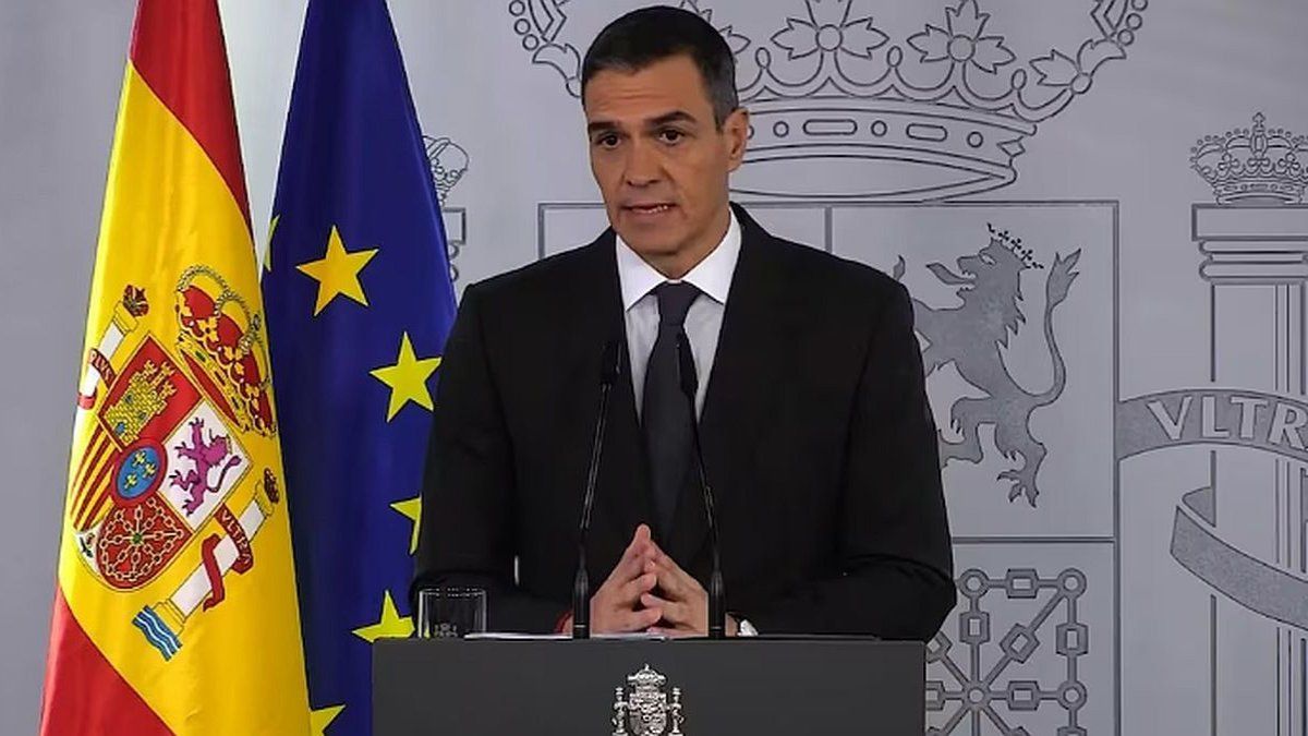 Crisis humanitaria en Ceuta: España pide el cierre urgente de la frontera por la llegada masiva de migrantes