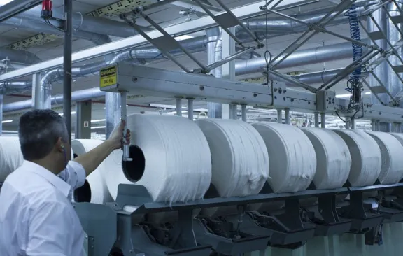 Crisis textil: la producción cayó un 22,2% y el empleo formal sigue en picada
