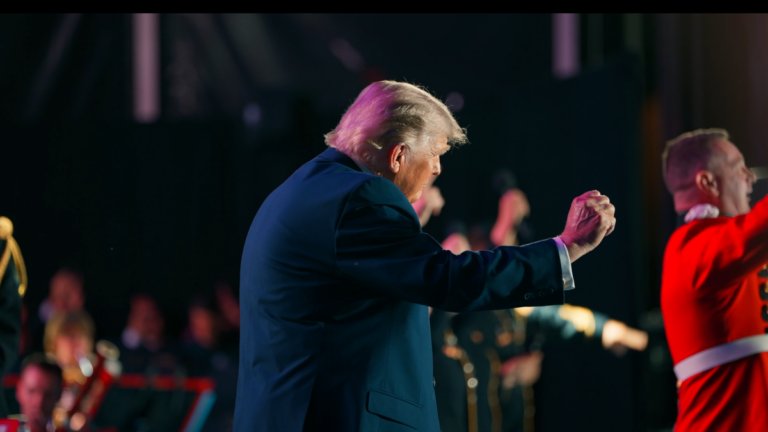 Donald Trump inauguró los festejos por los 250 años de EEUU, atacó al comunismo e impulsó la reforma electoral