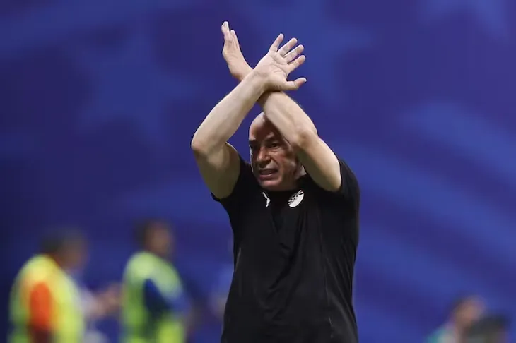 El DT de Egipto explotó tras quedar eliminado por Argentina: "Fue un partido amañado y todo el mundo lo vio"