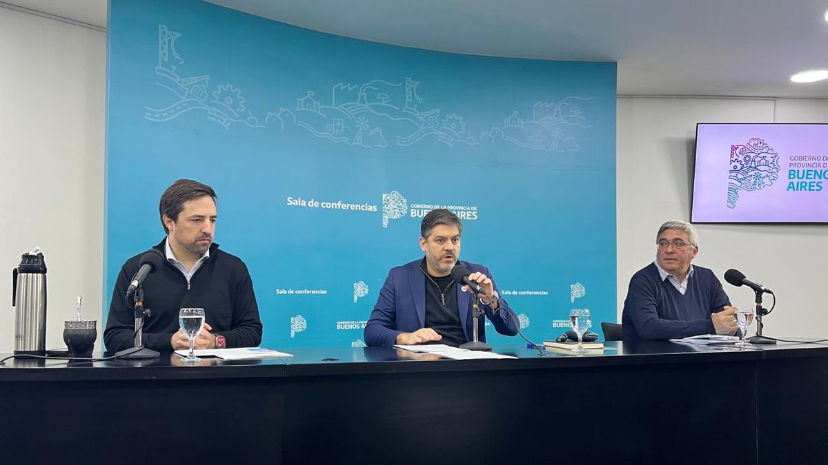 El Gobierno bonaerense rechazó el proyecto libertario para arancelar salud y educación a extranjeros en la provincia de Buenos Aires