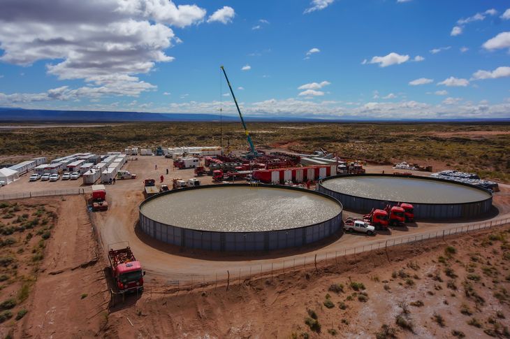 Informe que circula entre gobernadores alerta sobre un límite de infraestructura para Vaca Muerta y la minería