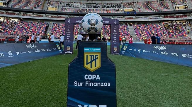 La AFA suspendió todos los partidos del lunes y el martes por el regreso de la Selección