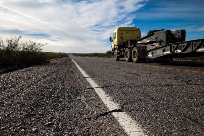 La Pampa impulsa el cobro de un peaje para los camiones que circulan a Vaca Muerta