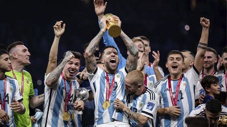 Nicolás Otamendi, el subcapitán de la "vieja guardia" que hizo historia con Scaloni, se retiró de la Selección tras 17 años