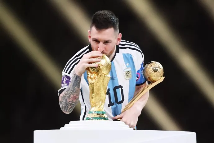 Qué pasa con la Copa del Mundo después de la final y por qué los campeones no se quedan con la original