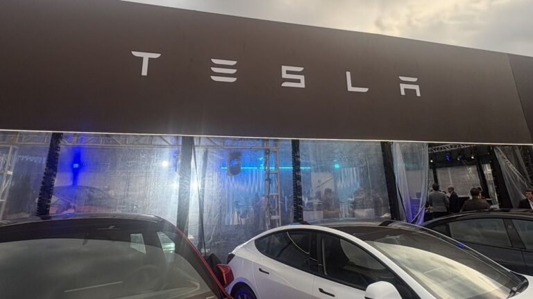 Tesla desembarcó en Uruguay con la apuesta de acelerar la adopción de autos eléctricos