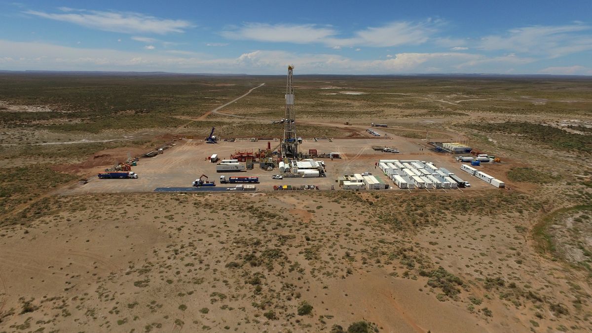 Alerta en Vaca Muerta: advierten por un cuello de botella que exige hasta u$s20.000 millones para solucionarlo