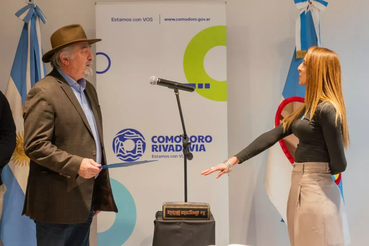 Cambios en el Gabinete Municipal: Tomaron juramento las nuevas funcionarias Jordana Mrla y Cintia Juárez