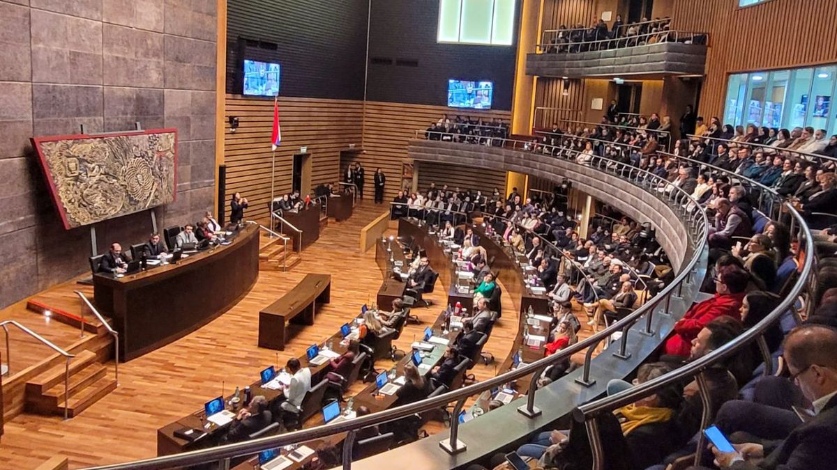 Déficit fiscal en Misiones: presentan el proyecto de presupuesto 2027 con un rojo de $787.500 millones