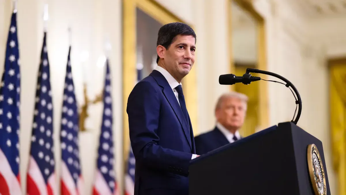 Fed: Kevin Warsh propone cambiar la frecuencia y el calendario de reuniones de política monetaria